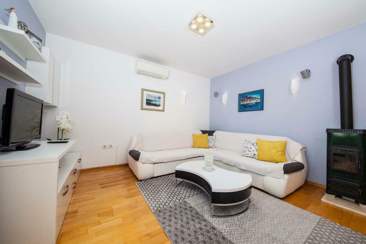 Apartment Sarena Makarska Dış mekan fotoğraf